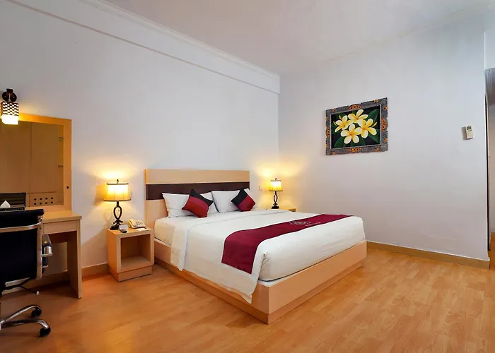 Hotel Puri Saron 4*