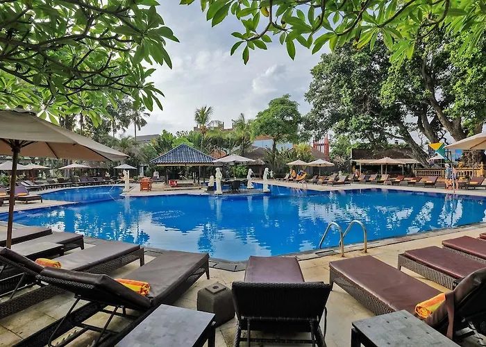 Puri Saron 4*