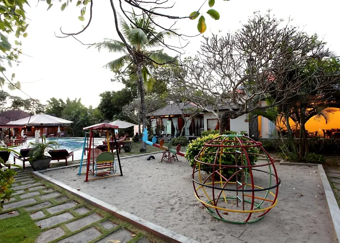 Puri Saron 4*