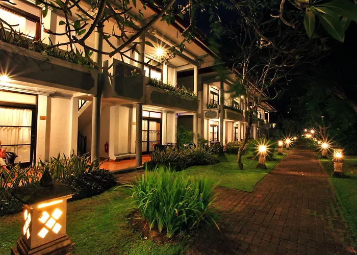 Puri Saron Hotel 4*