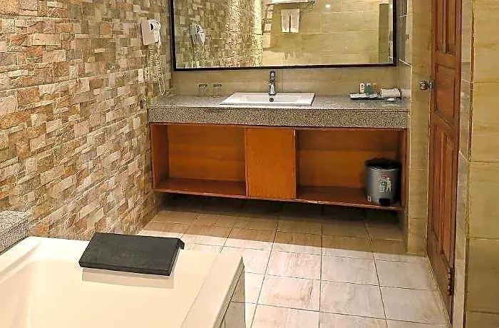 Puri Saron 4* Seminyak (Bali)